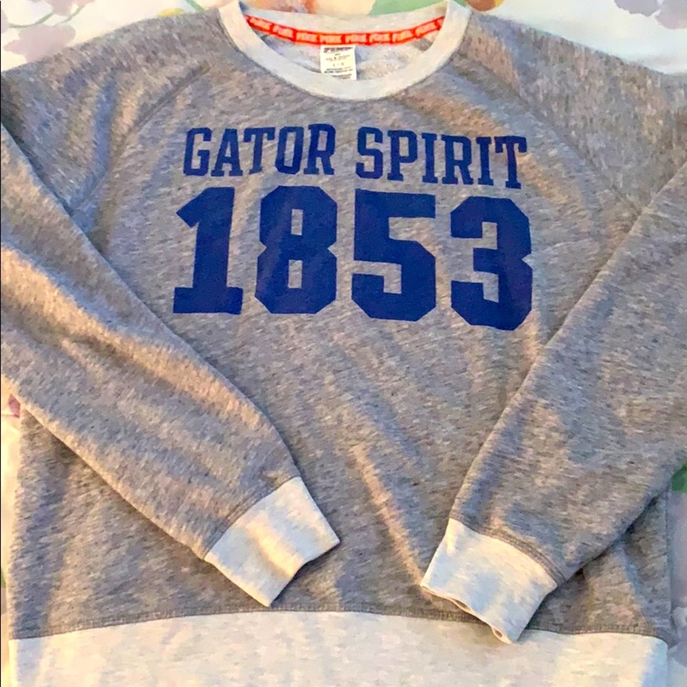PINK! Spirit Sweater 💚🐊